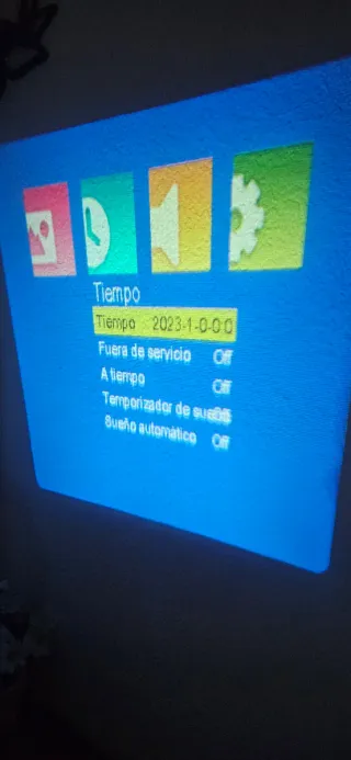 Mini proyector con mando a distancia