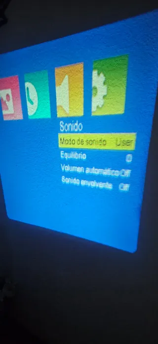 Mini proyector con mando a distancia