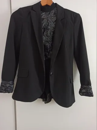 Body fiesta encaje negro y plateado