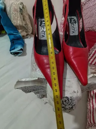 Zapatos de piel Menta rojos