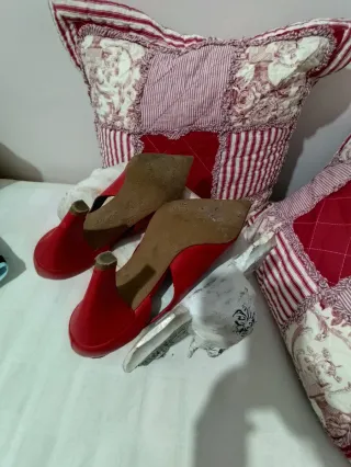 Zapatos de piel Menta rojos