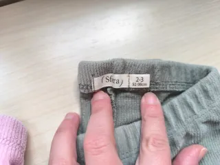 Pantalones de pana para niña