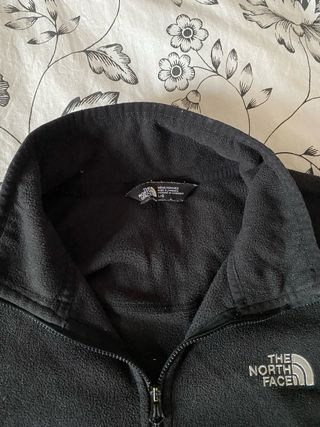 Sudadera The North Face Negra Media Cremallera
