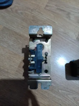 Relé Telemecanique CA1-AS202