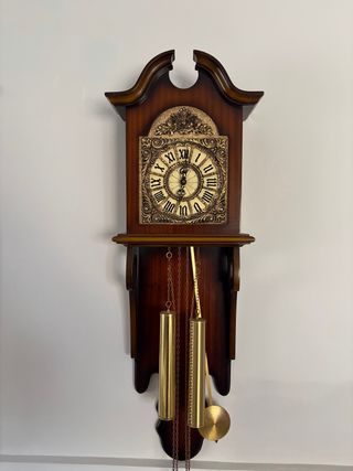 Reloj de pared antiguo Celorro