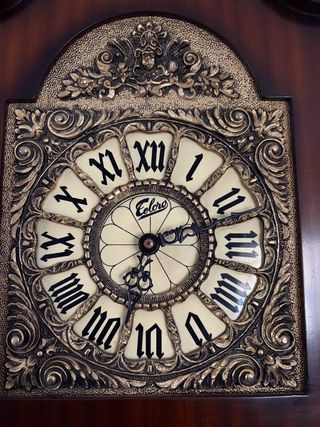 Reloj de pared antiguo Celorro