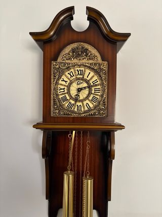 Reloj de pared antiguo Celorro
