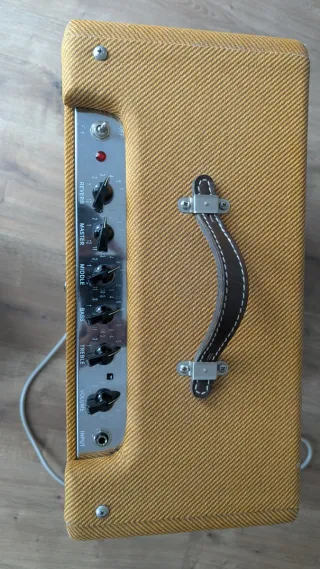 Amplificador Fender Blues Junior