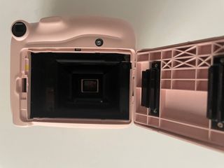 Instax Mini 11 Rosa + Funda Blanca