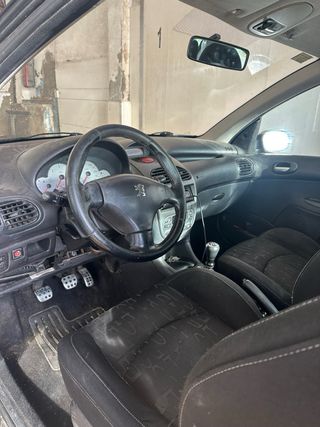 Peugeot 206 2003
