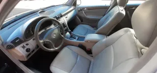 Mercedes-Benz Clase C 2003