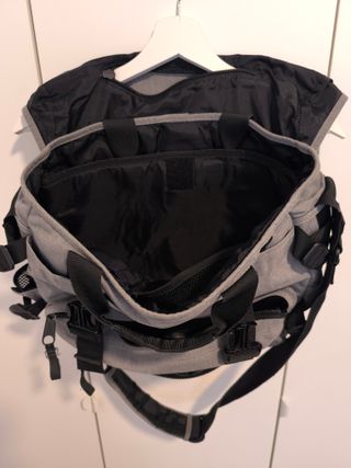 Bolsa Eastpak Gris Tipo Messenger