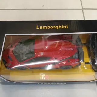 Macchina radiocomandata Lamborghini