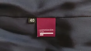 Abrigo piel sintética gris talla única