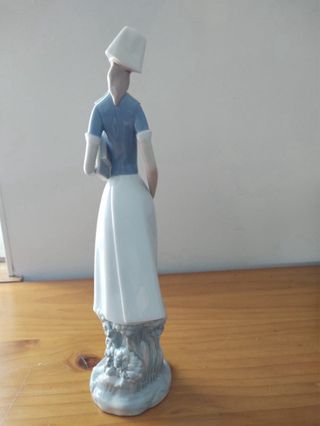 Figura Lladró Enfermera