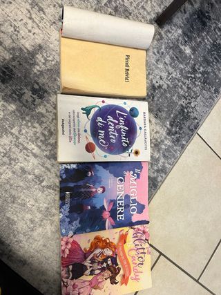 Il fantasma della porta accanto. Piccoli brividi