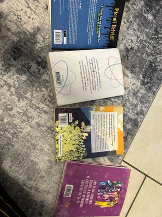 Il fantasma della porta accanto. Piccoli brividi