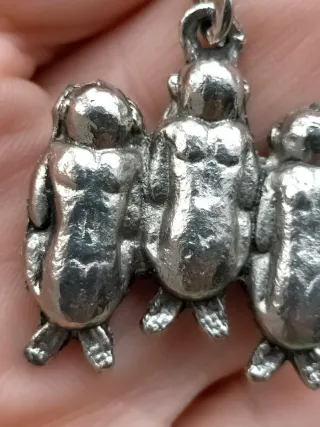 LLAVERO 3 MONOS SABIOS