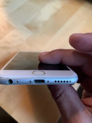 iPhone 8 Argento con bianco