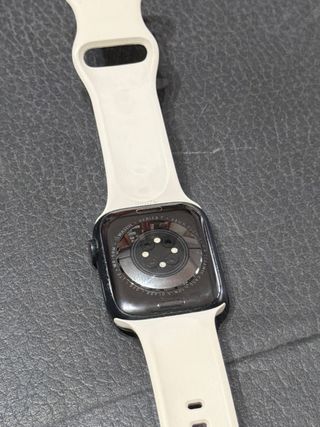 Apple Watch Series 7 Beige/Blanco