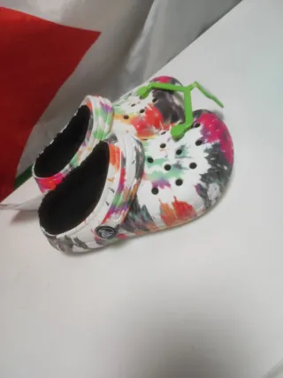 Crocs Classic Talla 28-29 Tie Dye