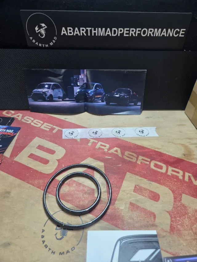 Abarth 2015-2024 Digital TFT Aros Carbono Cuadro
