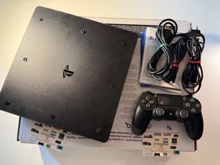 Playstation 4 Slim firmware basso Fortnite Bundle