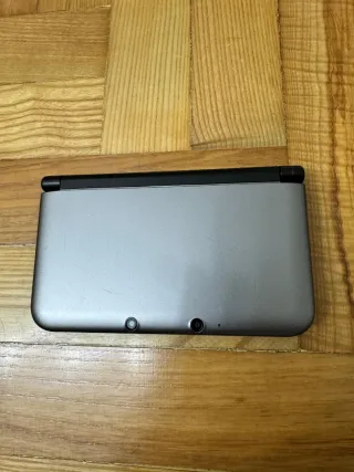 Nintendo 3DS XL