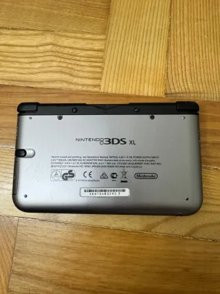Nintendo 3DS XL