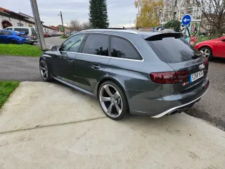 Audi RS4 2012