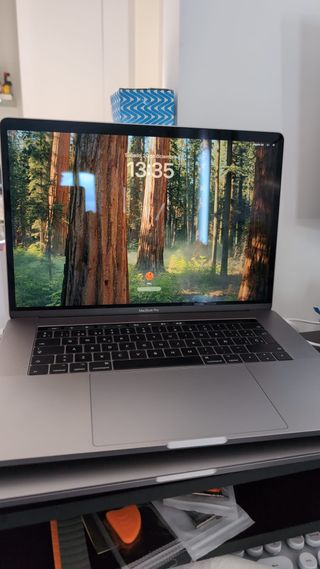 MacBook Pro i7 32GB RAM 500GB SSD