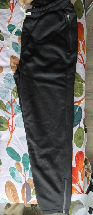 Pantalón deportivo hombre negro