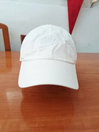 Gorra Nike Blanca