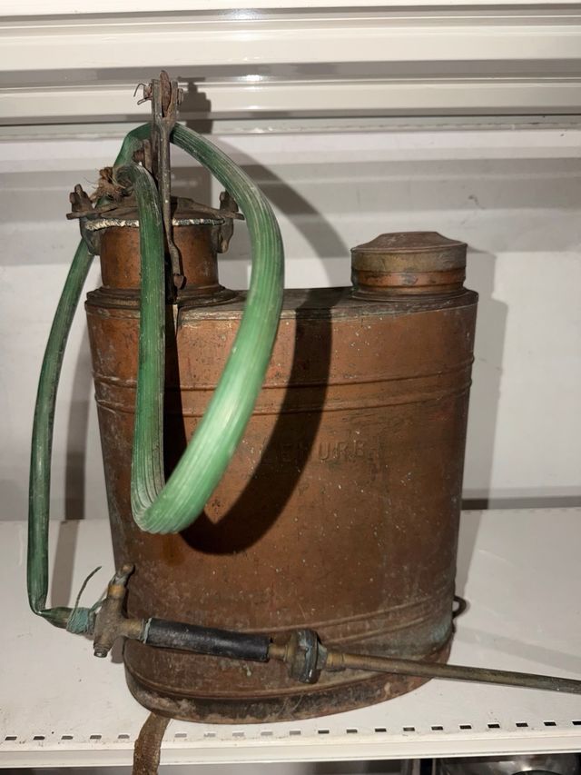 4 Pulverizadores Antiguos