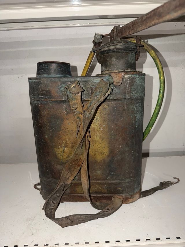 4 Pulverizadores Antiguos