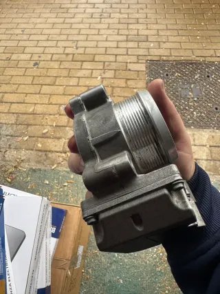 Cuerpo Mariposa VW AG 4EO 145 950 D