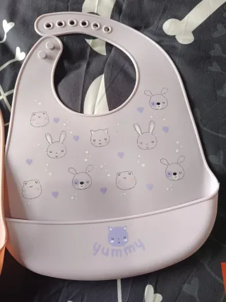 Lote 2 baberos silicona bebé