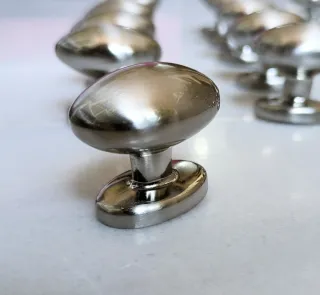 25 Pomos Plateados (NUEVOS)