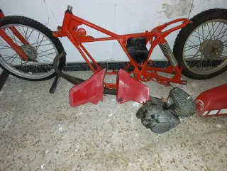 Certificado Características Derbi C7 82076