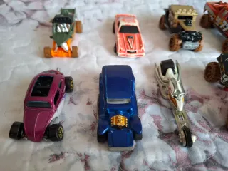 Lote 11 Coches Hot Wheels
