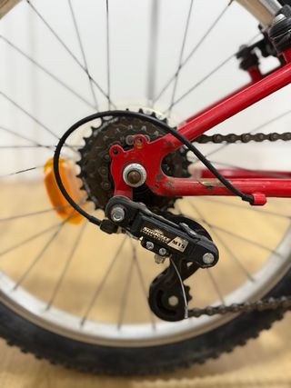 Bicicleta Infantil Roja B'Twin 20 pulgadas