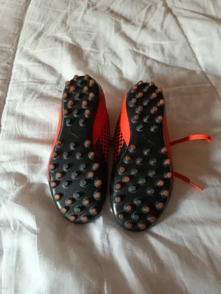 Botas de fútbol Puma niño Talla 34