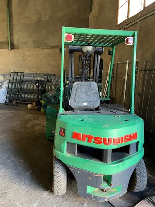 Carretilla elevadora Mitsubishi 2500 kg