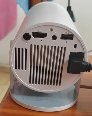 Proyector Magcubic HY300