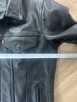 Chaqueta Levi's de Piel Negra