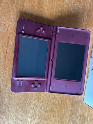Nintendo DS XL Rosso