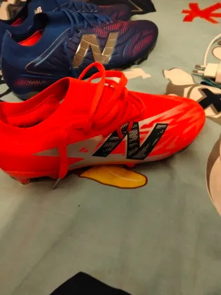 Botas de fútbol New Balance Negras