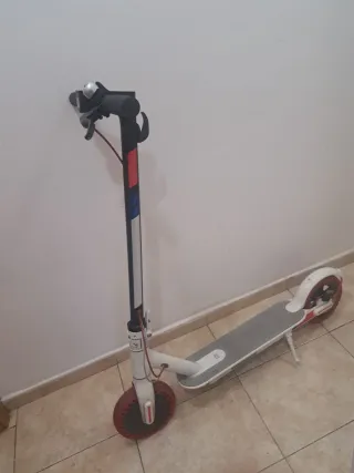 Patinete Eléctrico Blanco