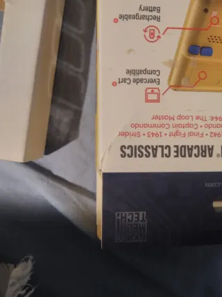 Super Pocket Capcom Edition Azul/Amarillo