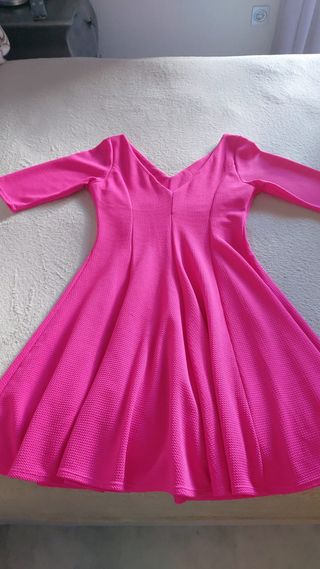 Vestido rosa de manga 3/4